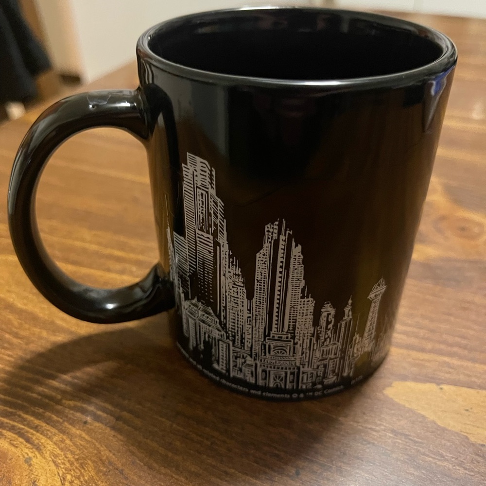 Zak! Batman heat color-changing mug 2017 Loot Crate exclusive
